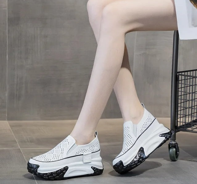 YAZA ÖZEL BOY UZATAN KONFOR: 7 CM TOPUKLU PLATFORM MUCİZESİ