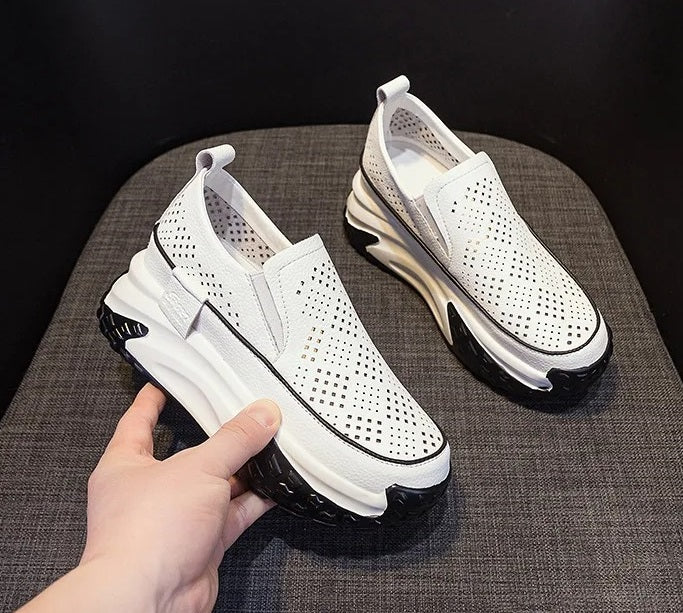 YAZA ÖZEL BOY UZATAN KONFOR: 7 CM TOPUKLU PLATFORM MUCİZESİ