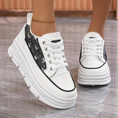 Denim & Siyah Işıltı: Yüksek Tabanlı Nefes Alan Yazlık Kadın Sneaker 5cm Topuk