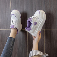 Aşk Dolu Adımlar! 8cm Kalp Detaylı Platform Sneaker Stoklarda