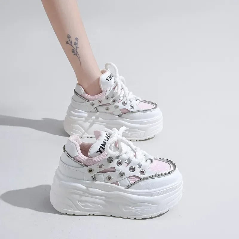 Powerful Steps with 8 cm Heeled Shoes at the Peak of Elegance